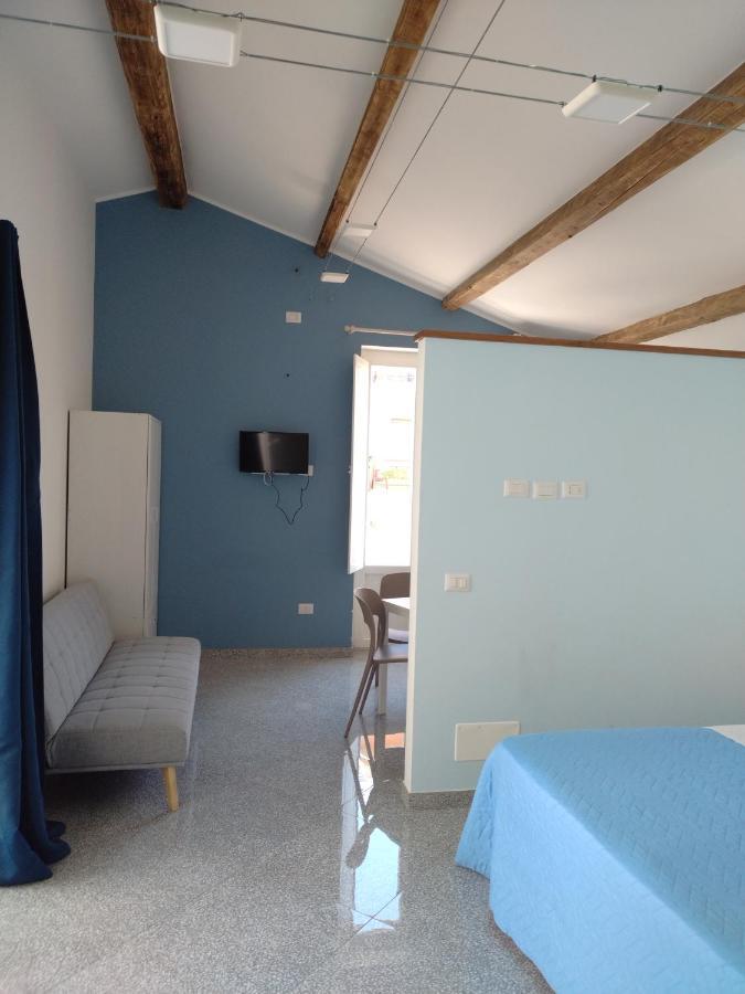 La Reggia Apartments Milazzo Luaran gambar