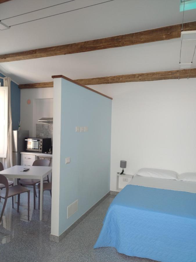 La Reggia Apartments Milazzo Luaran gambar