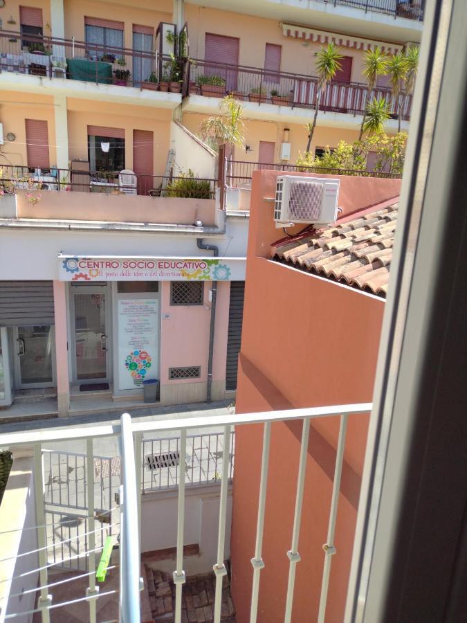 La Reggia Apartments Milazzo Luaran gambar